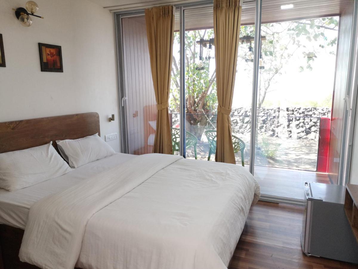 The Koasta Sea View Resort Korlai ภายนอก รูปภาพ
